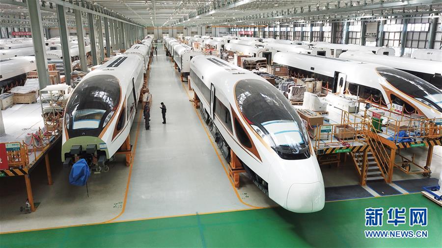 (壯闊東方潮 奮進新時代——慶祝改革開放40年)(12)砥礪奮進 轉型升級——改革開放40年中國制造加速邁向“中高端”