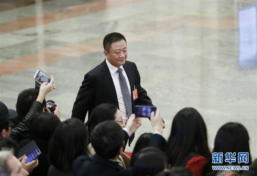 （兩會(huì)·面對(duì)面）（4）采訪(fǎng)部長(zhǎng)