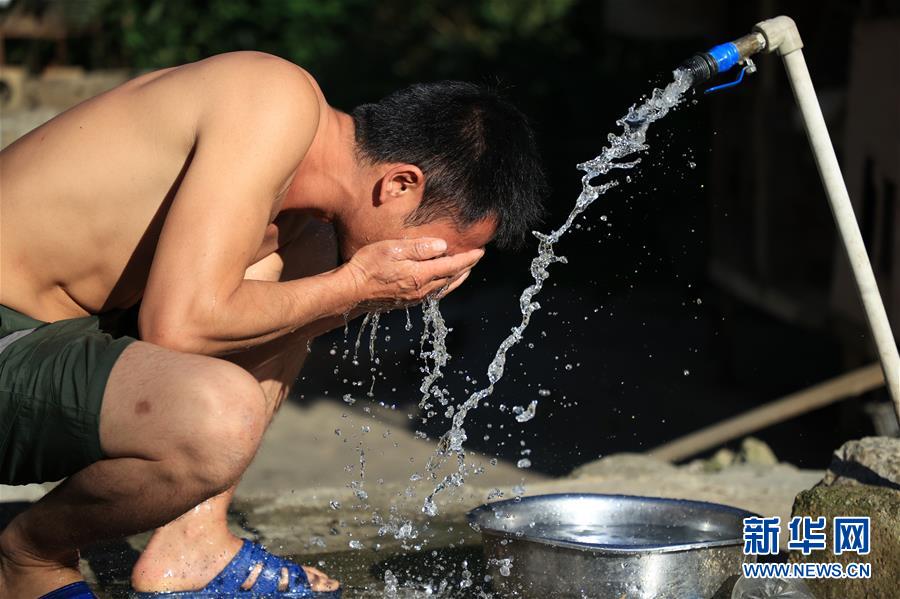 （走向我們的小康生活·決戰決勝脫貧攻堅·圖文互動）（3）麻山突圍記