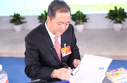 “創(chuàng)新不僅是技術(shù)創(chuàng)新、管理創(chuàng)新，還有商業(yè)模式的創(chuàng)新。”