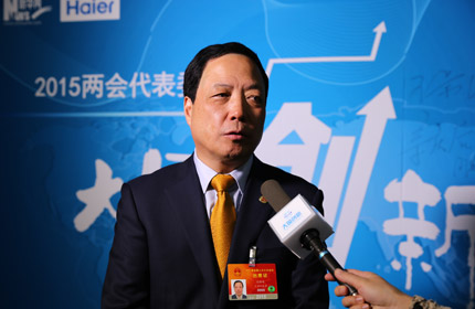 “一個(gè)技術(shù)點(diǎn)上的創(chuàng)新，形成一個(gè)體系的技術(shù)創(chuàng)新，再形成一個(gè)體系的標(biāo)準(zhǔn)。”