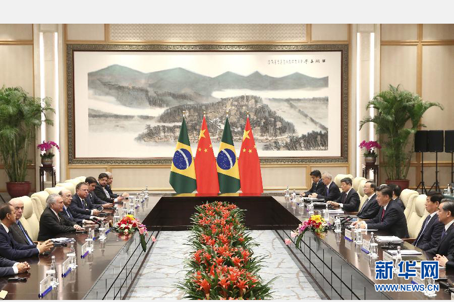 9月2日，國家主席習(xí)近平在杭州會見前來出席二十國集團(tuán)領(lǐng)導(dǎo)人杭州峰會的巴西總統(tǒng)特梅爾。 新華社記者龐興雷攝